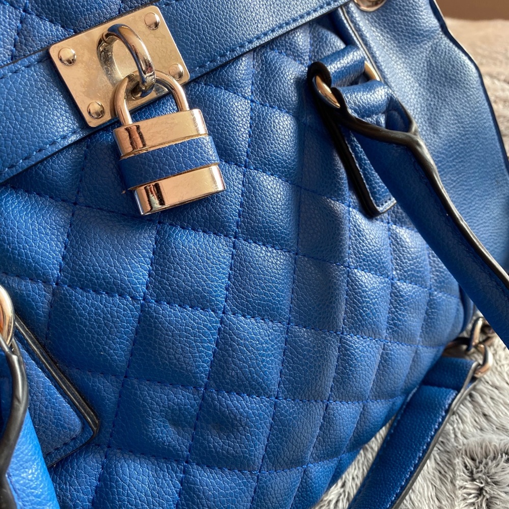 Charming Charlie bag - Picture 7 of 8